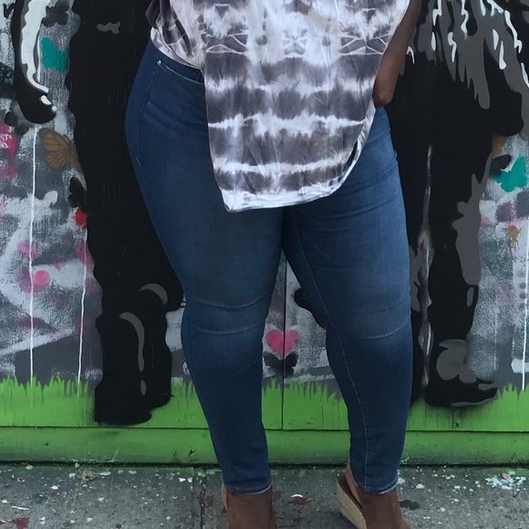 Jeans - Picture 2 of 2